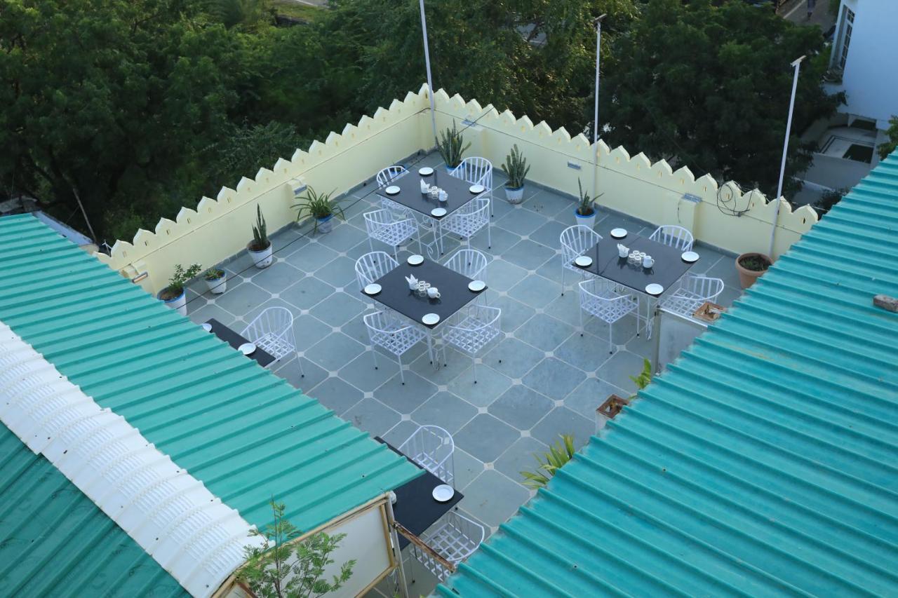 The Kesar Niwas Hotel Udaipur Luaran gambar