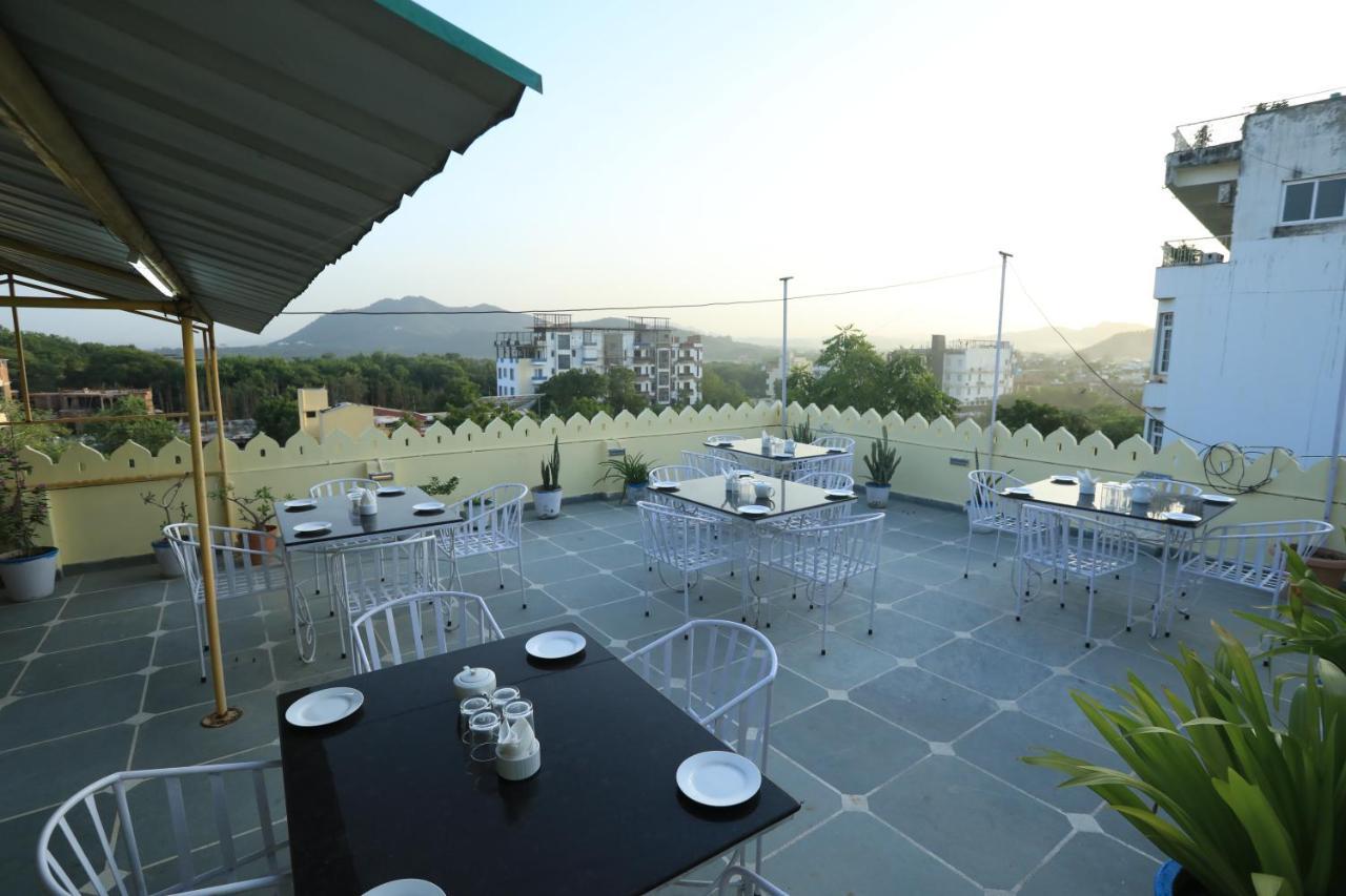 The Kesar Niwas Hotel Udaipur Luaran gambar